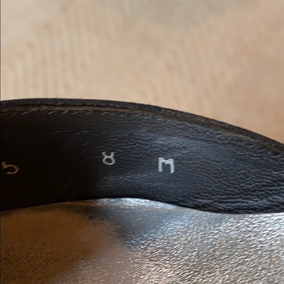 Stuart Weitzman slingback kitten heel. - Picture 7 of 7